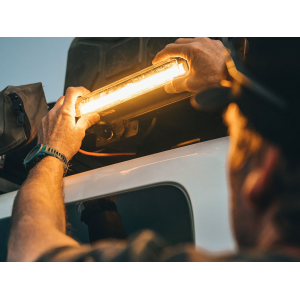 Montpellier4x4 | Front Runner 10in LED Light Bar VX250-FL / 12V/ 24V / Flood Light AND Mounting Bracket